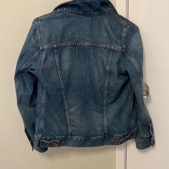COPY - Madewell small Jean jacket - Picture 3 of 3